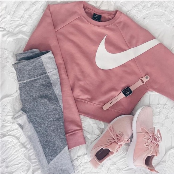 Athletic Mystery Box💞 - Picture 3 of 6